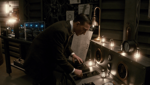 Murdoch Mysteries - F.L.A.S.H.!