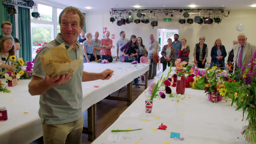 Penelope Keith's Village of the Year - Semifinals -- Central Zone